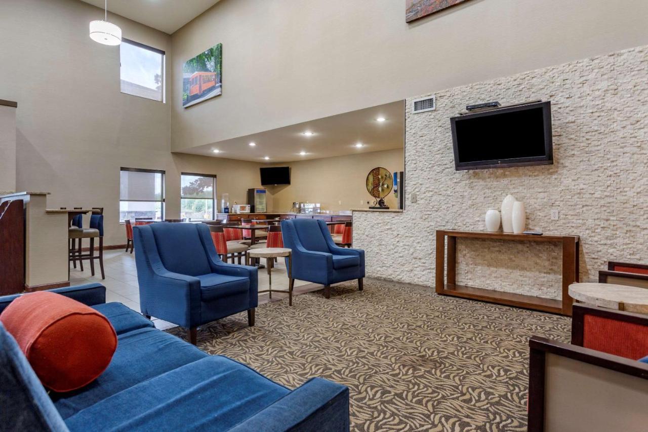 Comfort Suites Memphis Exterior foto
